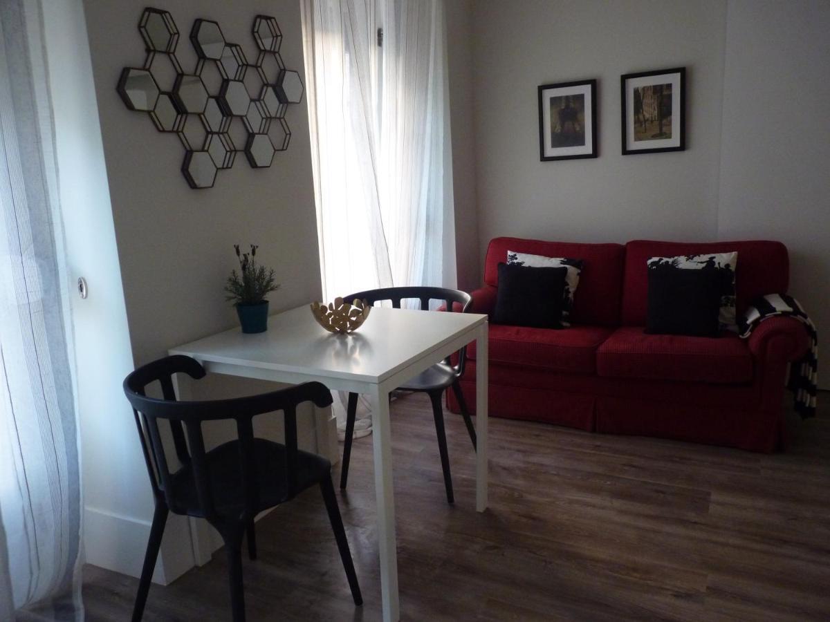 Confortable 1 Bedroom Apartment At Roma Avenue - 1A リスボン エクステリア 写真